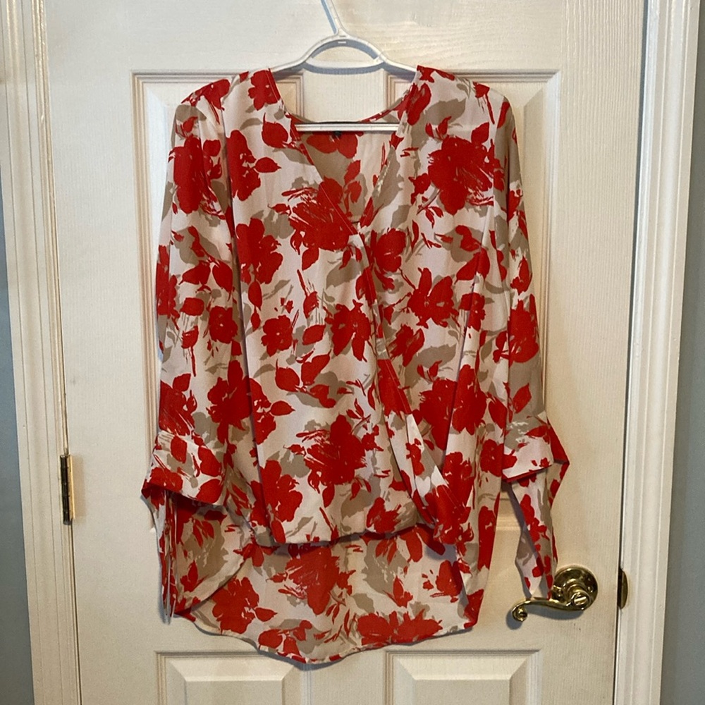West Kei XL fun women’s top in orange, cream and tan colors.
